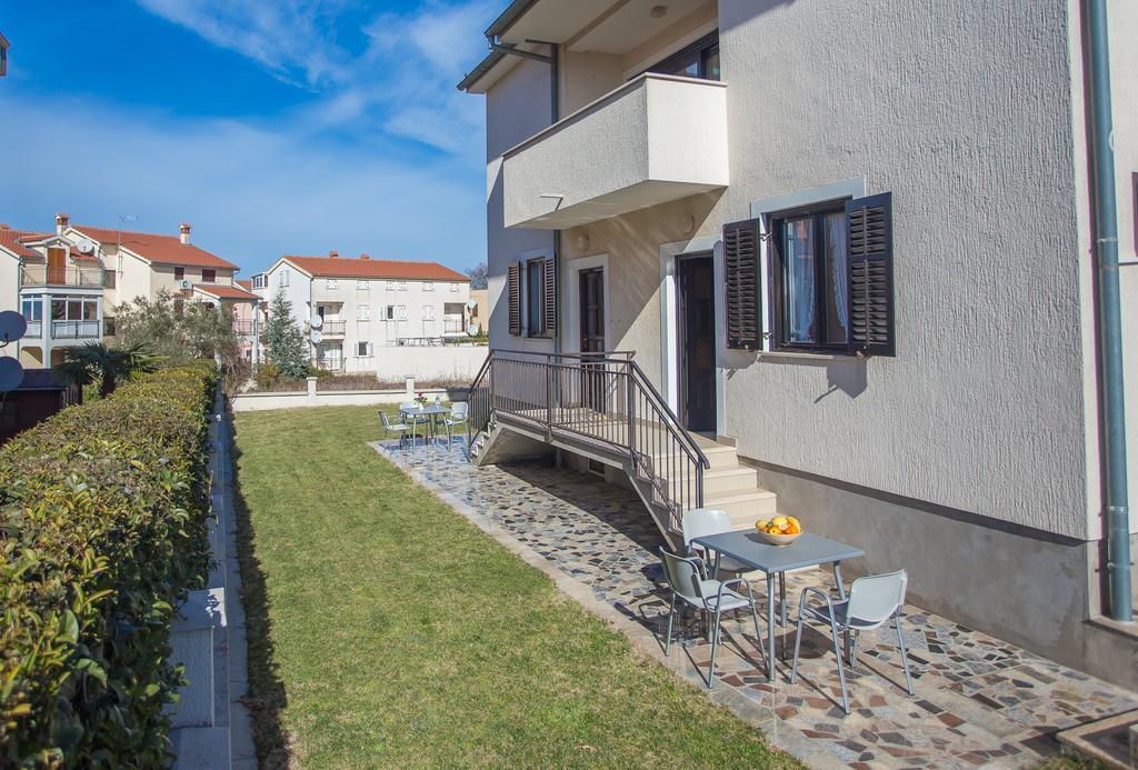 Punta B Hotel Poreč Exterior foto